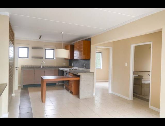 2 BEDROOM PROPERTY TO RENT IN THE PADDOCKS